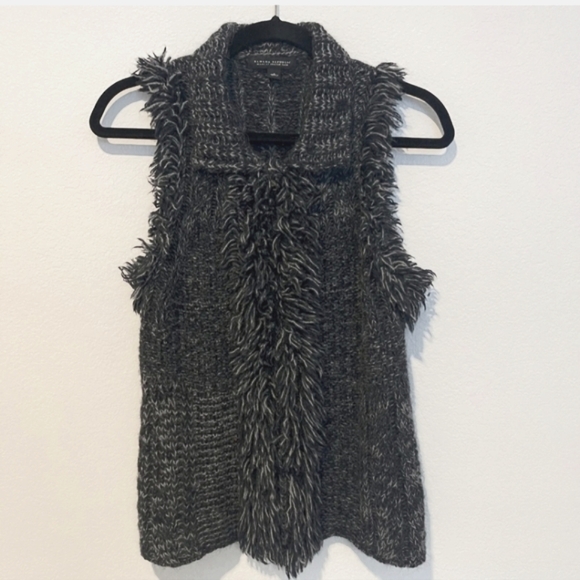 Banana Republic Sweater Vest Fringe Trim Wool/Alpaca/Acrylic Navy/ Gray - Picture 1 of 13